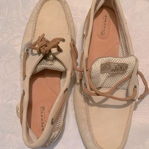 New w/oTags-Sperry-Tan & Silver Top Sidder Loafers